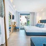 Apartahotel Nautilus Iii 3*