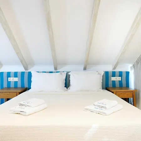 Nautilus Iii Aparthotel 3*