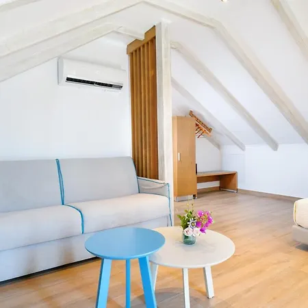 아파트호텔 Nautilus Iii