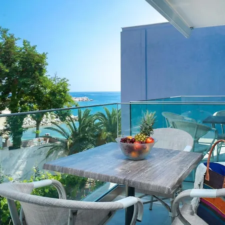 Nautilus Iii Aparthotel Potos